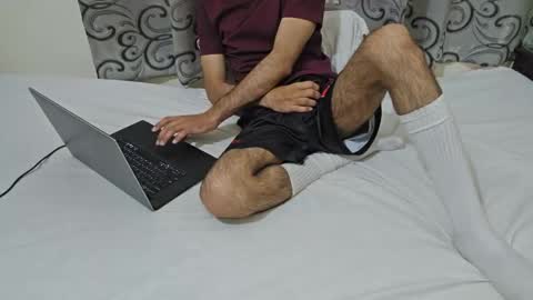 wankaaster online show from May 1, 2026, 5:12 am
