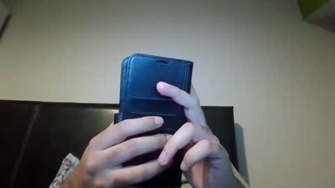 wankistani11 online show from December 7, 2024, 10:17 pm