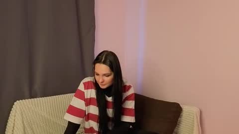 Snapshot of wanmerrill chatting on November 15, 2025, 9:50 am jean online show from November 15, 2025, 9:50 am