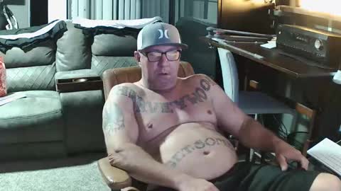 inittogetitin online show from February 25, 2026, 7:40 am