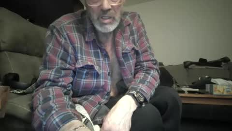 Snapshot of wantobone2 chatting on January 13, 2026, 10:59 pm wantobone2 online show from January 13, 2026, 10:59 pm