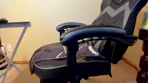 Suck daddys cock online show from October 14, 2025, 1:50 am