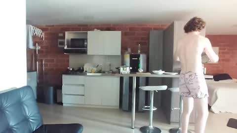 Snapshot of warrenkener chatting on February 26, 2026, 5:56 pm Warren Kener online show from February 26, 2026, 5:56 pm