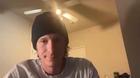 Snapshot of water741 chatting on November 19, 2025, 5:51 am Im this ISH..CBs best male cam whore. OG. online show from November 19, 2025, 5:51 am