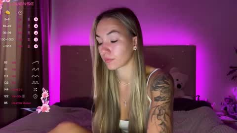 Snapshot of watergirl_ chatting on October 10, 2025, 4:22 am Im saving up for a new car help me online show from October 10, 2025, 4:22 am