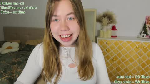 Snapshot of watermelon_sugar_ chatting on December 11, 2024, 1:49 pm Tess  Pls support me with  Can we reach 155 my favorite number online show from December 11, 2024, 1:49 pm
