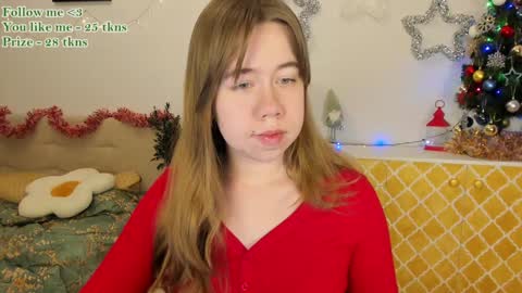 Snapshot of watermelon_sugar_ chatting on December 18, 2024, 2:28 pm Tess  Pls support me with  Can we reach 155 my favorite number online show from December 18, 2024, 2:28 pm