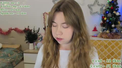 Snapshot of watermelon_sugar_ chatting on December 24, 2024, 9:17 am Tess  Pls support me with  Can we reach 155 my favorite number online show from December 24, 2024, 9:17 am
