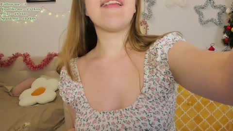 Snapshot of watermelon_sugar_ chatting on January 14, 2025, 1:06 pm Tess  Pls support me with  Can we reach 155 my favorite number online show from January 14, 2025, 1:06 pm