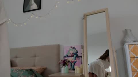 Snapshot of watermelon_sugar_ chatting on February 5, 2025, 11:34 am Tess  Pls support me with  Can we reach 155 my favorite number online show from February 5, 2025, 11:34 am