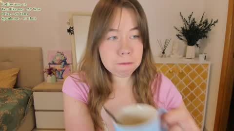 Snapshot of watermelon_sugar_ chatting on February 14, 2025, 3:58 pm Tess  Pls support me with  Can we reach 155 my favorite number online show from February 14, 2025, 3:58 pm
