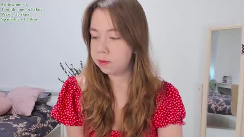 Snapshot of watermelon_sugar_ chatting on March 12, 2025, 10:05 am Tess  Pls support me with  Can we reach 155 my favorite number online show from March 12, 2025, 10:05 am