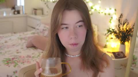 Snapshot of watermelon_sugar_ chatting on October 22, 2025, 10:37 am Tess  Pls support me with  Can we reach 155 my favorite number online show from October 22, 2025, 10:37 am