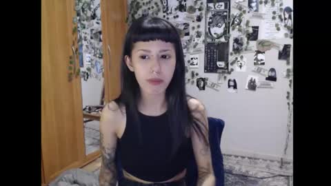 Mina online show from October 10, 2025, 8:19 pm