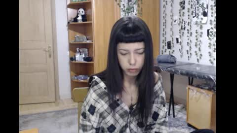 Mina online show from February 2, 2026, 9:35 pm