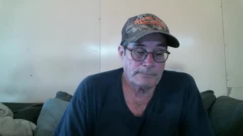 WB Farm online show from November 13, 2025, 9:58 pm