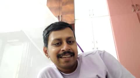 sexyguy online show from September 22, 2025, 11:56 am