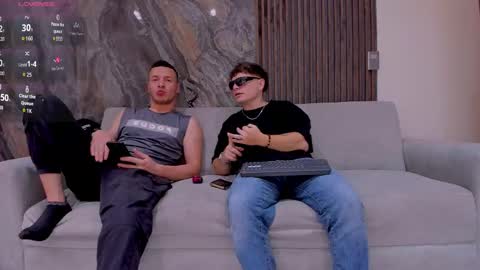 Jhonny Dick  his neighbors. online show from September 9, 2025, 8:19 pm