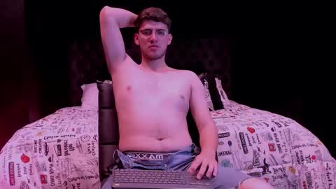 Jhonny Dick  his neighbors. online show from March 12, 2026, 12:06 am