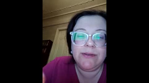 Marina online show from April 8, 2026, 11:37 pm