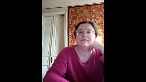 Marina online show from April 13, 2026, 2:44 pm