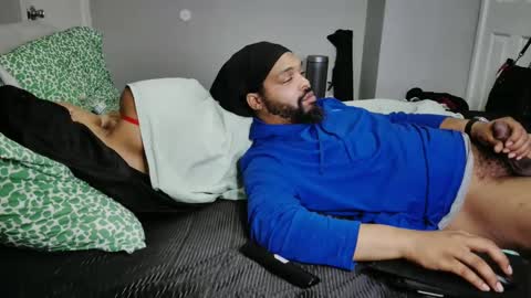 WeDaShit Come Vibe with me . online show from December 18, 2024, 2:53 am