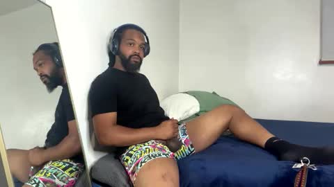 Snapshot of wedashit chatting on May 30, 2026, 12:08 am WeDaShit Come Vibe with me . online show from May 30, 2026, 12:08 am