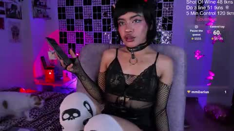 Snapshot of weed420moni chatting on September 13, 2025, 9:09 am weed420moni online show from September 13, 2025, 9:09 am