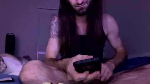 weedwacker43 online show from December 10, 2024, 2:05 am