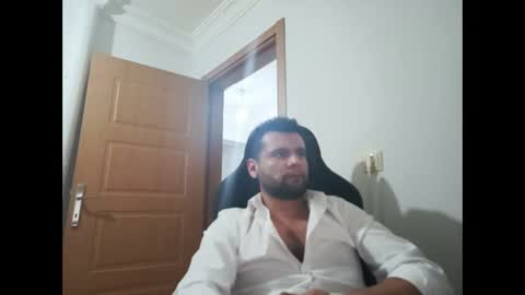 Snapshot of weezing442 chatting on March 28, 2026, 7:46 pm alp online show from March 28, 2026, 7:46 pm
