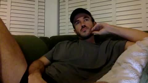 Snapshot of weller5467 chatting on November 17, 2025, 8:25 pm Weller5467 online show from November 17, 2025, 8:25 pm