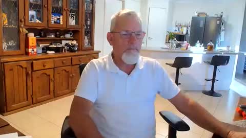 Wellhelloo online show from June 4, 2026, 6:19 am