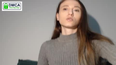 Milena online show from November 11, 2025, 9:26 pm