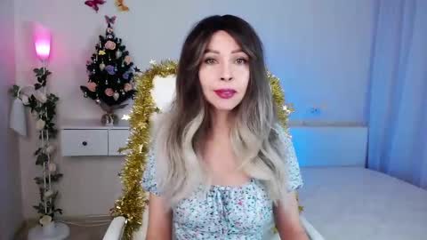 Wendi Foster online show from December 25, 2024, 7:34 pm