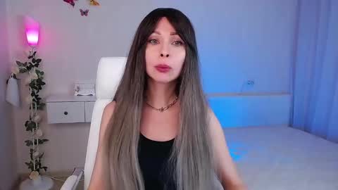 Wendi Foster online show from February 10, 2025, 6:56 pm