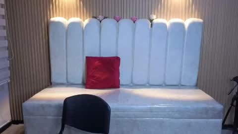 wendy_1_ online show from June 8, 2026, 9:59 pm