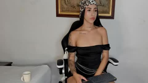 Snapshot of wendy_marshall chatting on June 9, 2026, 7:14 pm Wendy Marshall online show from June 9, 2026, 7:14 pm