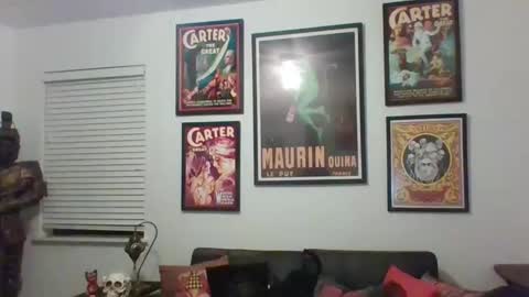 WendyCU online show from February 19, 2025, 2:01 am