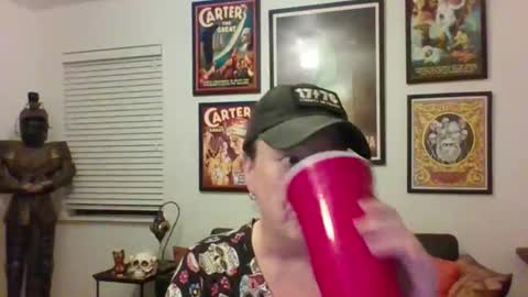 WendyCU online show from April 14, 2026, 2:17 am