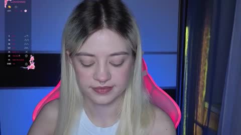 Snapshot of wendylovelylovew chatting on March 8, 2026, 6:44 pm Wendy online show from March 8, 2026, 6:44 pm