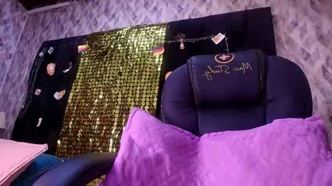 WEN SHENG online show from September 16, 2025, 7:15 pm