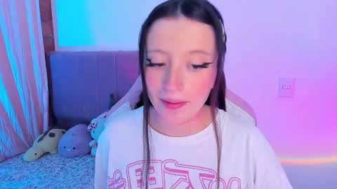 Wenstacie INDEPENDENT MODEL online show from October 2, 2025, 2:40 am