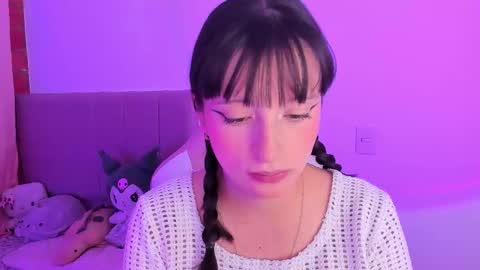 Wenstacie INDEPENDENT MODEL online show from November 4, 2025, 3:38 am