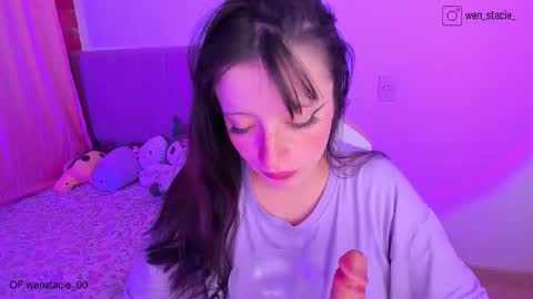 Wenstacie INDEPENDENT MODEL online show from November 10, 2025, 12:20 am