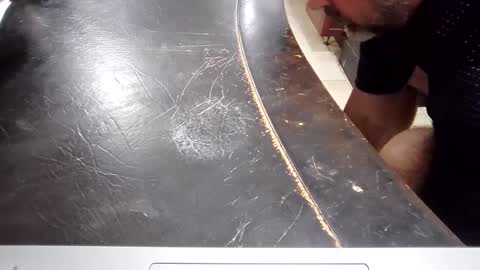 wes40960 online show from September 18, 2025, 12:01 am