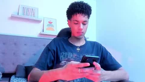 WES online show from January 8, 2026, 4:48 am