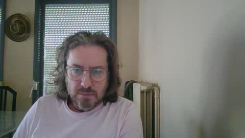 Snapshot of wesh_wesh chatting on February 4, 2026, 9:04 am wesh wesh online show from February 4, 2026, 9:04 am