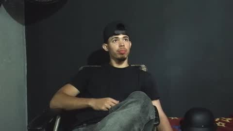 wesley_77 online show from March 1, 2026, 10:12 pm