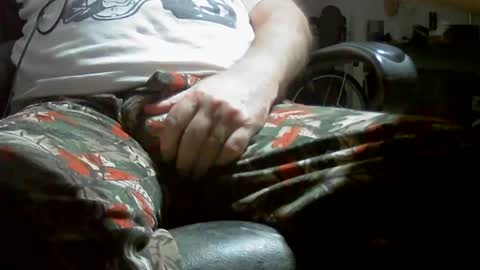 Snapshot of westvalleyguy54 chatting on December 14, 2024, 4:01 am westvalleyguy54 online show from December 14, 2024, 4:01 am