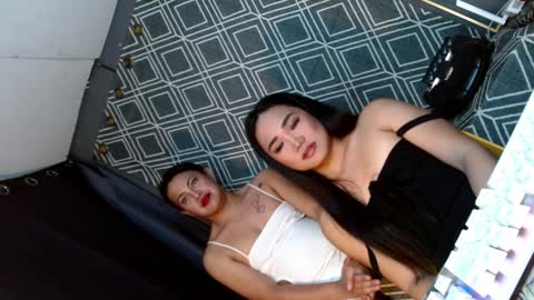 Snapshot of wet_kallista chatting on April 7, 2026, 9:04 pm yana online show from April 7, 2026, 9:04 pm